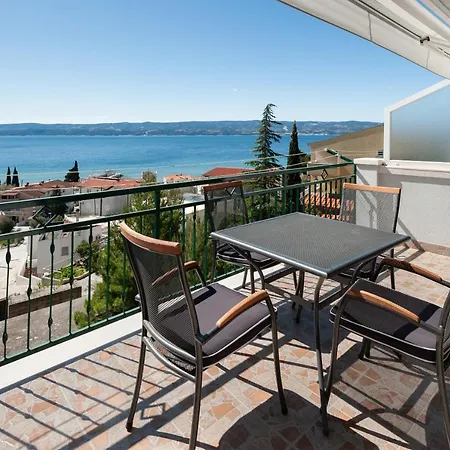 Apartment Tomic