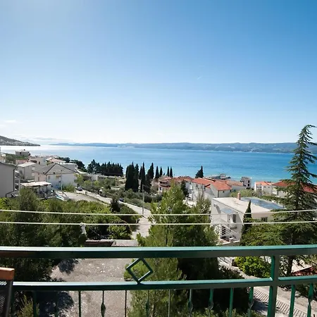 Apartment Tomic