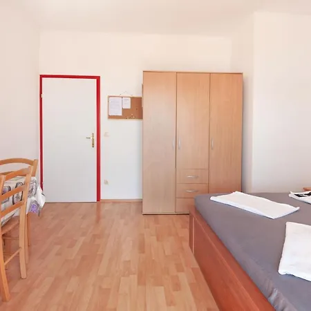Apartment Tomic